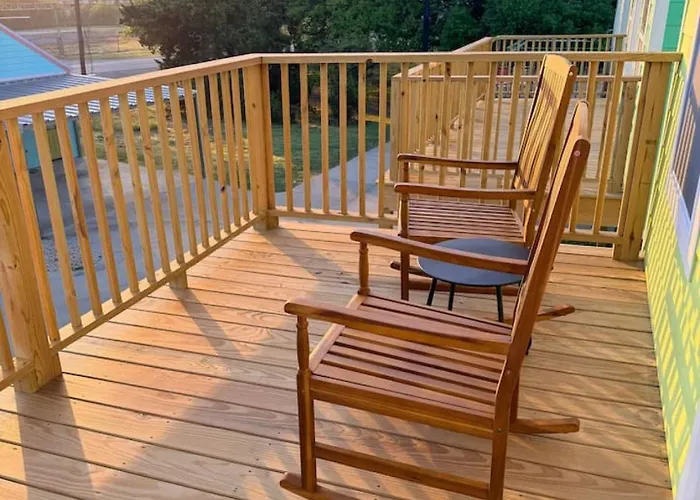 Holiday home Royal Inn-king-lux Amenities-fast Wifi-balcony *