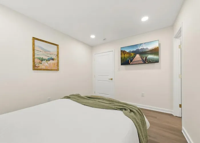 Holiday home Royal Inn-king-lux Amenities-fast Wifi-balcony